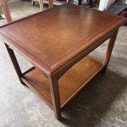 Brandt Elemwood End/Side table (2) 