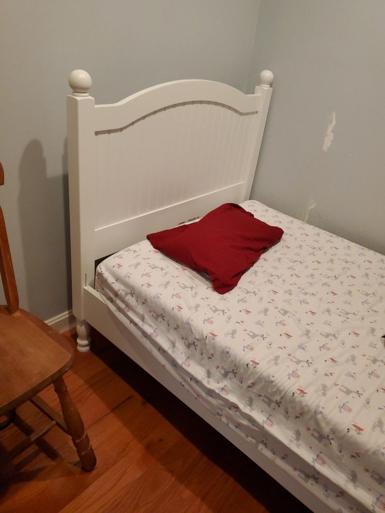 Pottery Barn Kids Twin Bed Frame