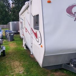 2006 Attitude 26ft Toyhauler