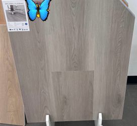 Vinyl plank