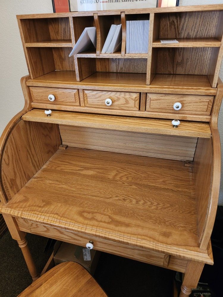 Amish Roll Top Writing Desk