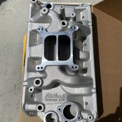 Edelbrock V8 Intake Manifold