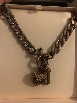 Juicy couture necklace