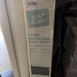 Retractable Gate, Large