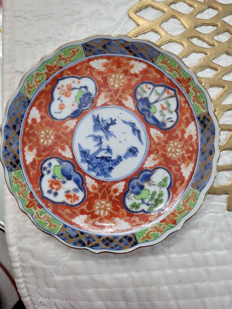 Red And Blue Willow Porcelain Dish 5 Inches Round