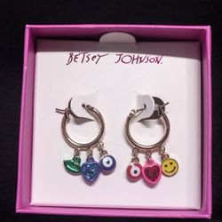 BETSEY JOHNSON DANGLE CHARM EARRINGS 