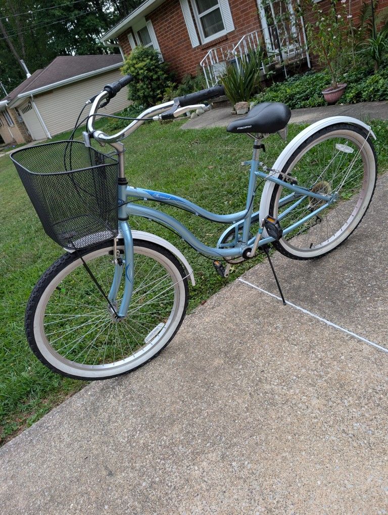 7 Speed 26" Ladies Pacific Shorewood CruiserMetalicLightBlue&White