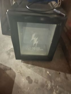Mini fridge