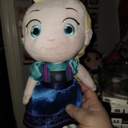  Elsa And Anna Plushie Lot