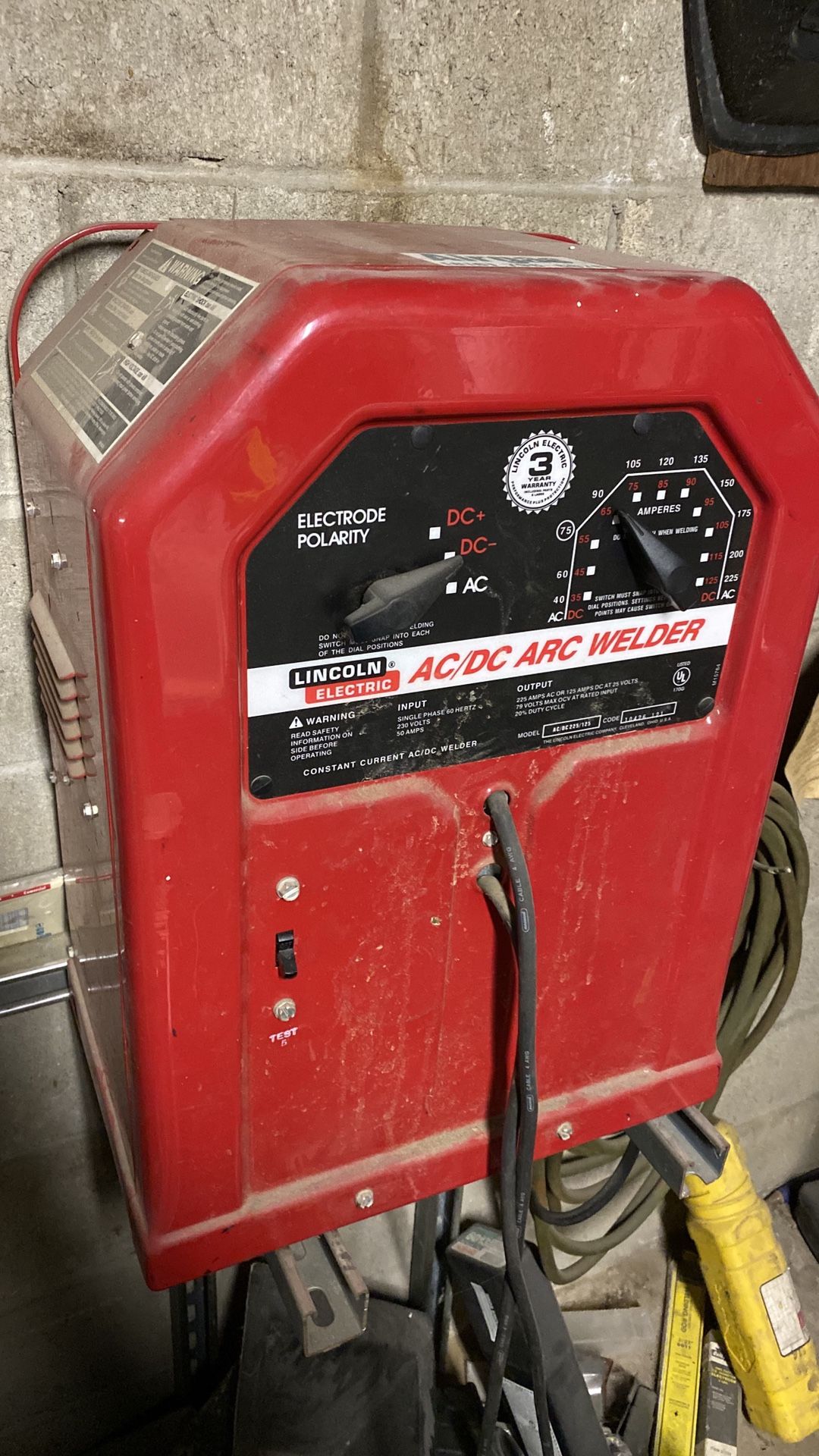 Lincoln tombstone AC/DC 225/125 welder Make Offer