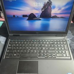 Dell 7530 Laptop - i7 8th Gen, 16GB, 128GB