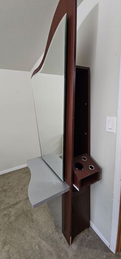 Milan Single Sided Styling Station w/ Shelf
