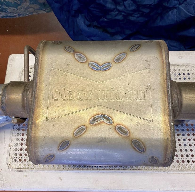 Black Widow Race Venom Dbl Muffler, 3 in. Diameter, Center Inlet/Center Outlet