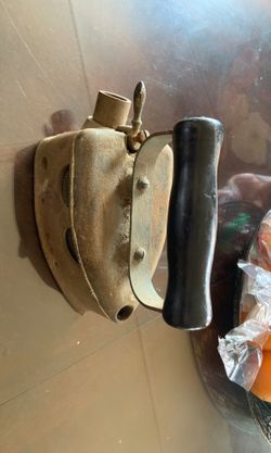 Coal iron for clothes antique