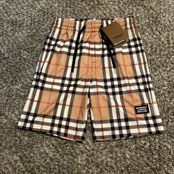 Burberry Shorts Size Medium