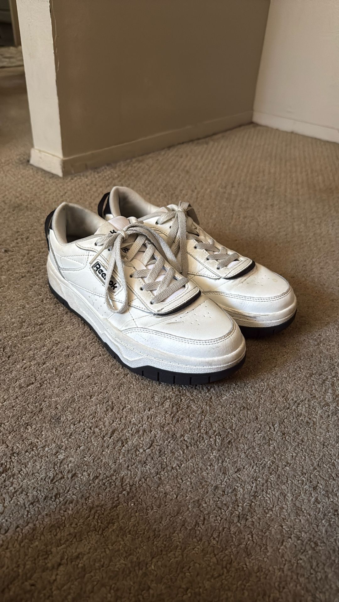 Reebok Women’s White Tennis Shoes