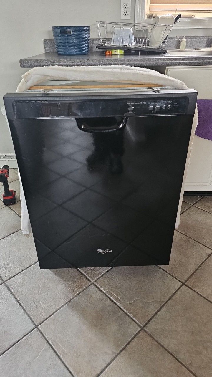 Whirlpool Dishwasher 