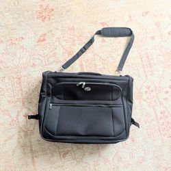 American Tourister Garment/Suit Bag
