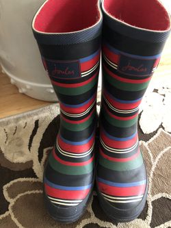 Rain boots girls size 3