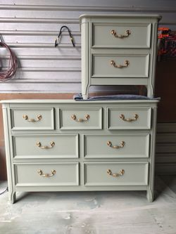 Dresser and nightstand set
