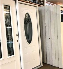 Exterior Door with Oval Glass Insert