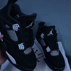 Jordan 4
