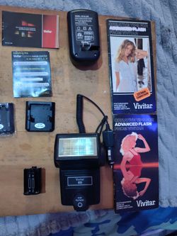Vivitar 283 Flash with Charger and Accessories