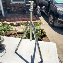 Tripod