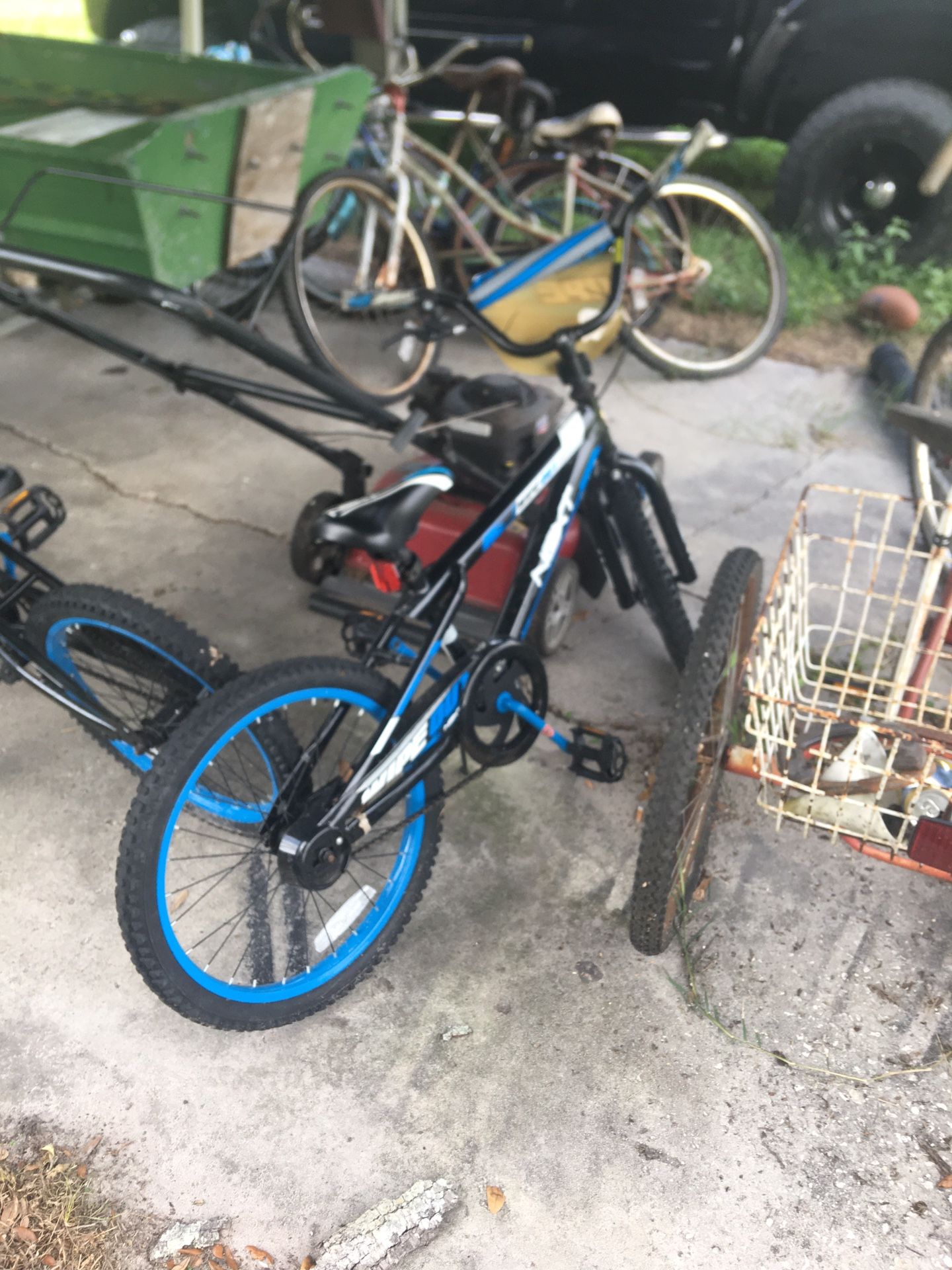 Two next bikes kids