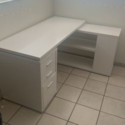 Desk 60 in. White 3-Drawers Corner Computer Desk Left or Right Facing