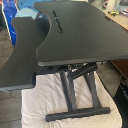 32" Desk Converter, Height Adjustable Standing Desk Converter,Dual Monitor Stand Riser with keyboard tray