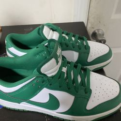 Green Nike Dunks For Sale Size 9.5
