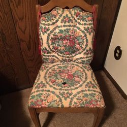 Chair antique