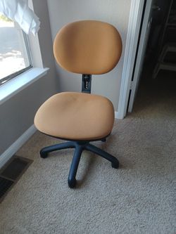 Nice computer chair