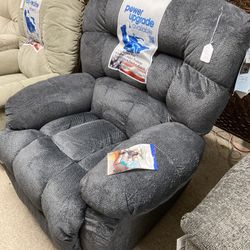 Swivel Rocker Recliner Chair - new 