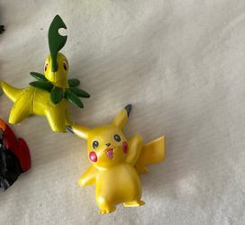 Vintage Tomy Pokémon Figure Pair — Authentic 1990s Pikachu & Chikorita