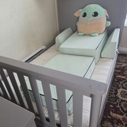 Convertible Crib And Matching Dresser