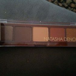 NATASHA DENONA Alloy Eyeshadow Palette