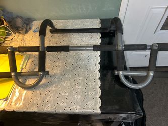 Pull up Bar door hang