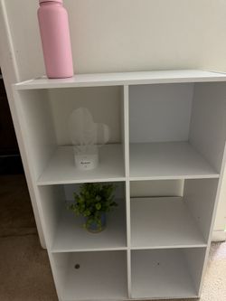 White 6-Cube Storage Shelf