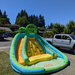 Water Slide Jump House 