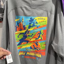 Run Disney 2025 hoodie New With Tags