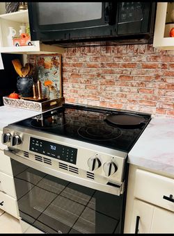 GE glass top stove