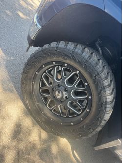 XD SERIES WHEELS AND TIRES