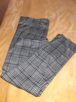 Womens plus Size 3X, Maze Collection Black Plaid Pants for Sale in