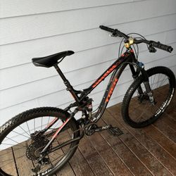 Full Suspention Mountain Bike