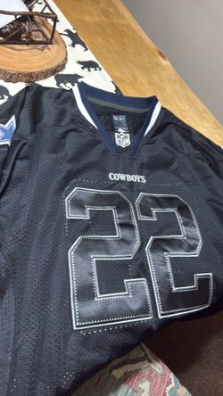 Emmett Smith, cowboy jersey blacked out Emmett Smith, cowboy jersey blacked out