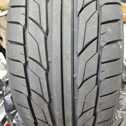 Nitto NT555 G2.     275/35zr18 99w