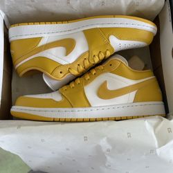Air Jordan 1 Low “white Pollen “ Ds Size 11