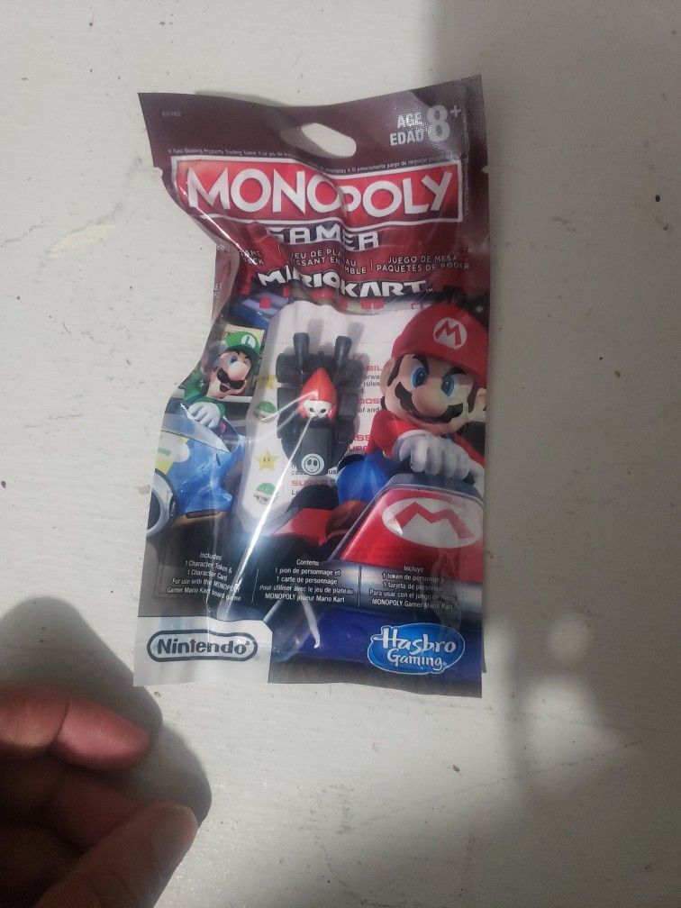 Monopoly Gamer Piece (Shy Guy)